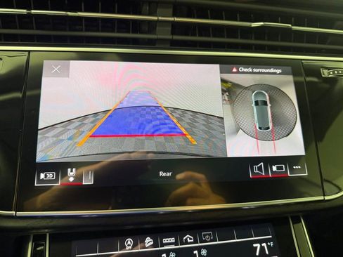 Used 2023 Audi Q8 Premium Plus image 25