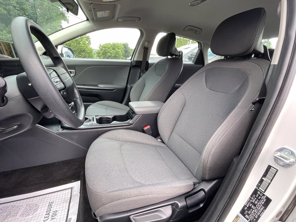 Used 2025 Kia K4 FWD image 9