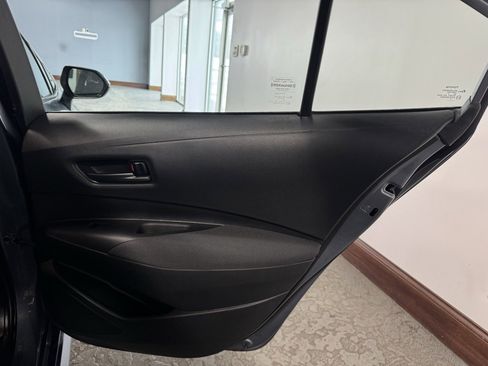 Used 2022 Toyota Corolla LE image 23