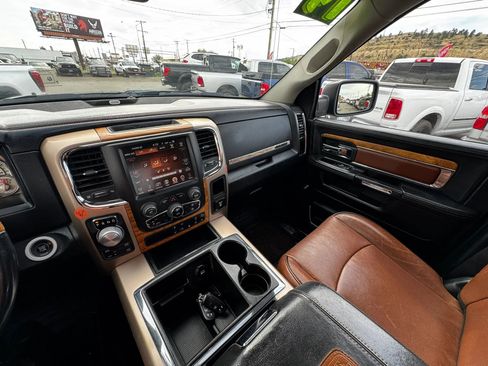 Used 2014 RAM 1500 Laramie Longhorn w/ Convenience Group AWD/4WD image 17