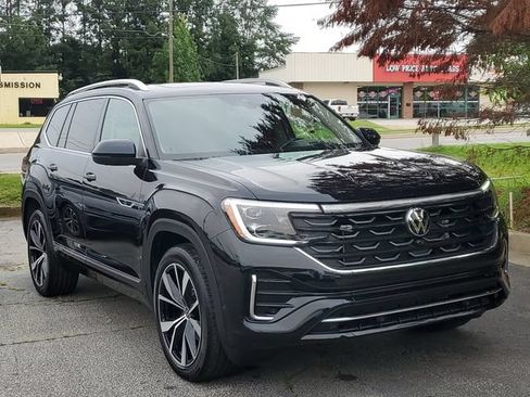 Used 2025 Volkswagen Atlas SEL Premium R-Line AWD/4WD image 3
