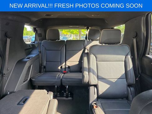 Used 2025 Chevrolet Tahoe Premier AWD/4WD image 13