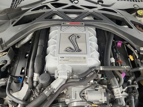 Used 2020 Ford Mustang Shelby GT500 w/ Technology Package RWD image 33