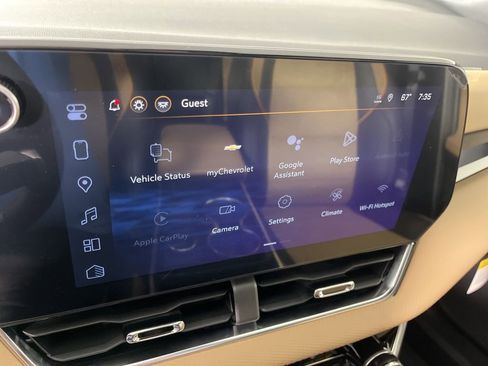 New 2026 Chevrolet Equinox ACTIV w/ Safety and Technology Package AWD/4WD image 30