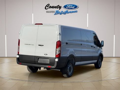 New 2026 Ford Transit 250 Low Roof image 22