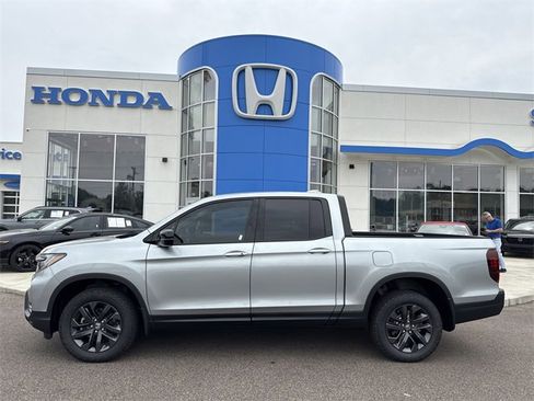 New 2025 Honda Ridgeline Sport image 2