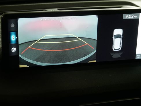 Used 2025 Genesis GV70 2.5T image 33