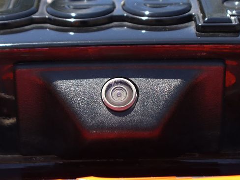 Used 2023 Jeep Renegade Trailhawk AWD/4WD image 39