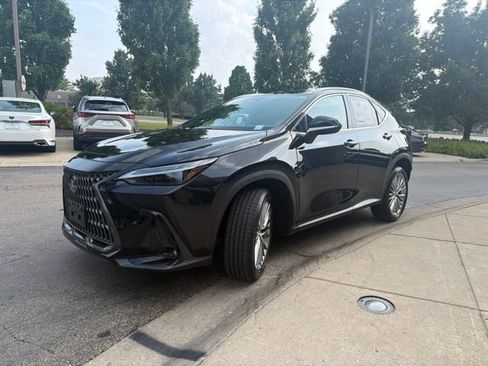 Used 2024 Lexus NX 350 AWD w/ Vision Package image 3
