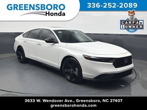 Used 2023 Honda Accord Sport image 1