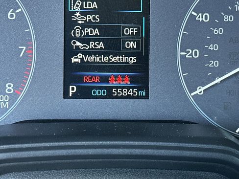 Certified 2024 Toyota Corolla LE image 30