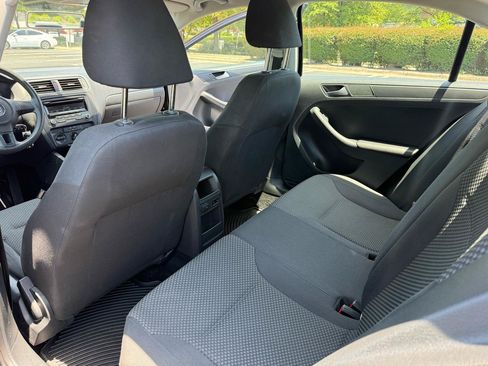 Used 2014 Volkswagen Jetta S FWD image 19