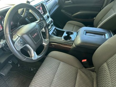 Used 2015 GMC Yukon SLE w/ Convenience Package RWD image 10