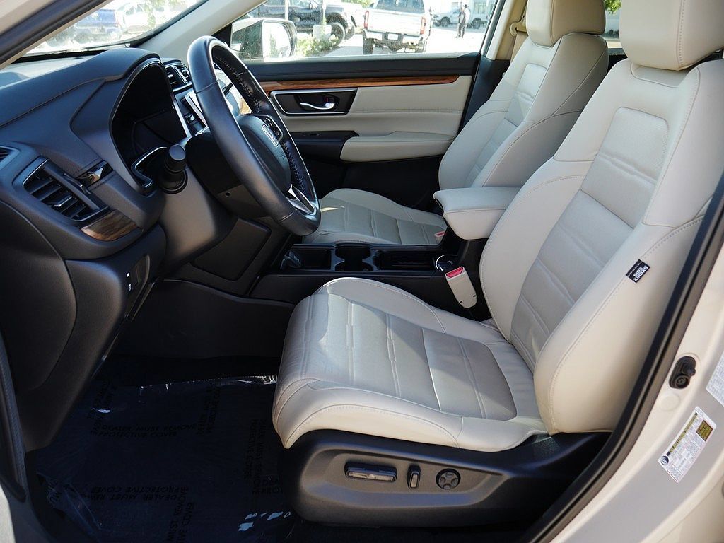 Used 2019 Honda CR-V Touring image 10
