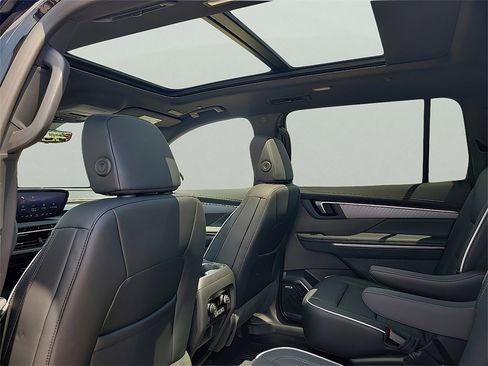 New 2026 Buick Enclave Sport Touring w/ Power Package image 12