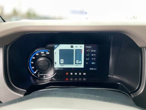 Used 2022 Ford Bronco Outer Banks image 17