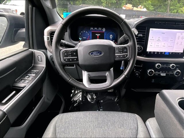 Used 2024 Ford F150 XLT AWD/4WD image 5