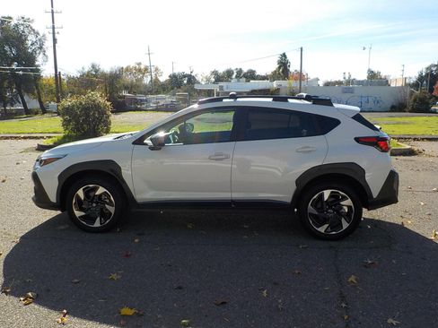 Used 2024 Subaru Crosstrek 2.5i Limited image 8