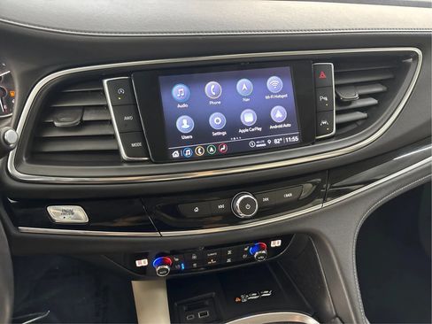 Used 2022 Buick Enclave Avenir w/ Avenir Technology Package AWD/4WD image 19