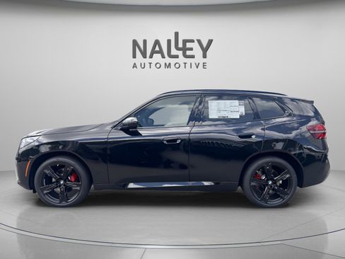 Used 2025 BMW X3 xDrive30i w/ Premium Package image 2