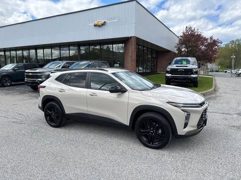 New 2026 Chevrolet Trax ACTIV FWD image 4