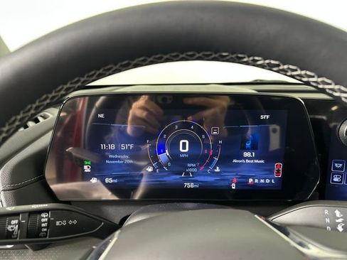 Used 2024 Chevrolet Traverse LT w/ Trailering Package image 17