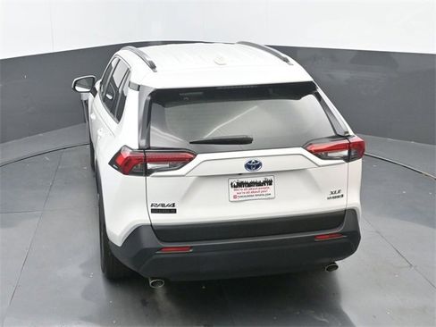 Used 2023 Toyota RAV4 XLE image 15