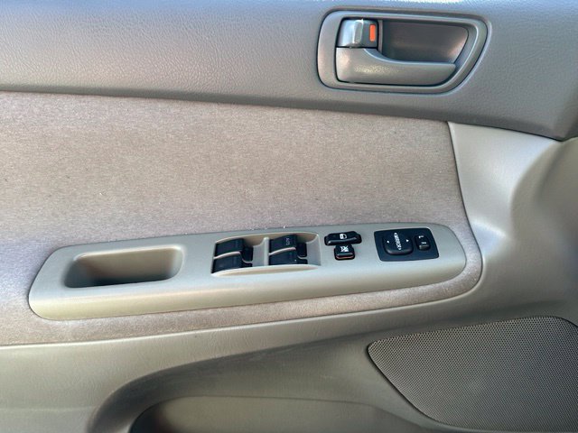 Used 2003 Toyota Camry LE FWD image 26