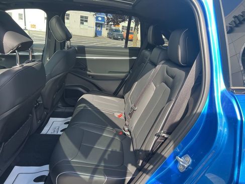 New 2025 Jeep Wagoneer S Limited image 14