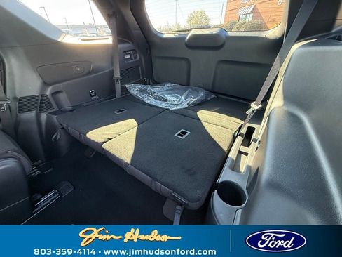 New 2026 Ford Explorer Platinum image 7