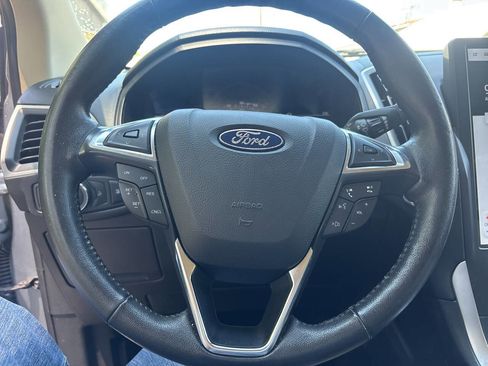 Used 2022 Ford Edge SEL AWD/4WD image 11