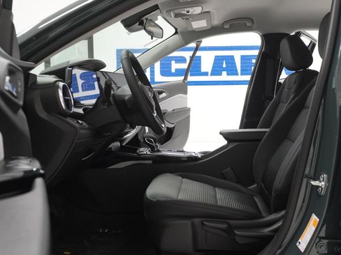 New 2026 Chevrolet Trax LT w/ Driver Confidence Package image 15