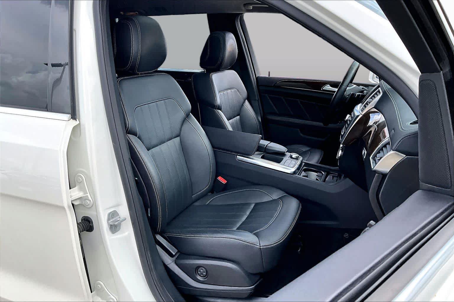 Used 2015 Mercedes-Benz GL 450 4MATIC image 9