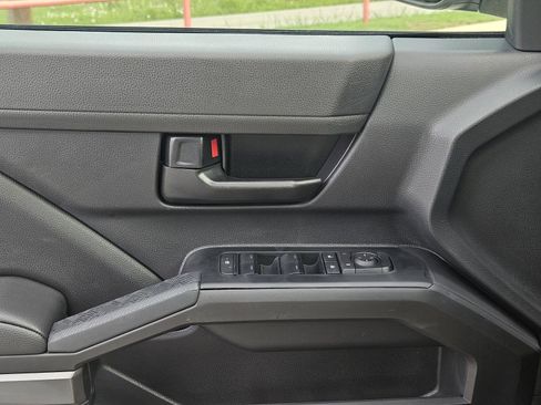 New 2026 Toyota Tacoma SR5 AWD/4WD image 25