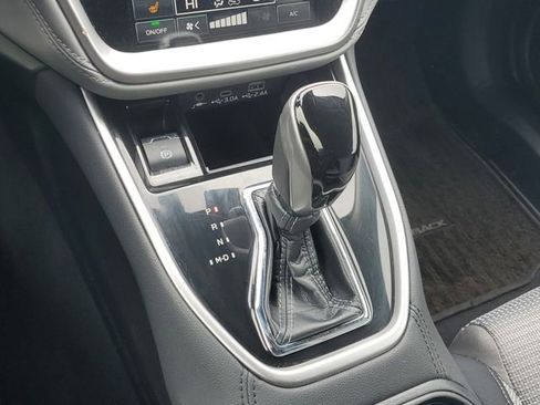 Used 2024 Subaru Outback Premium image 28