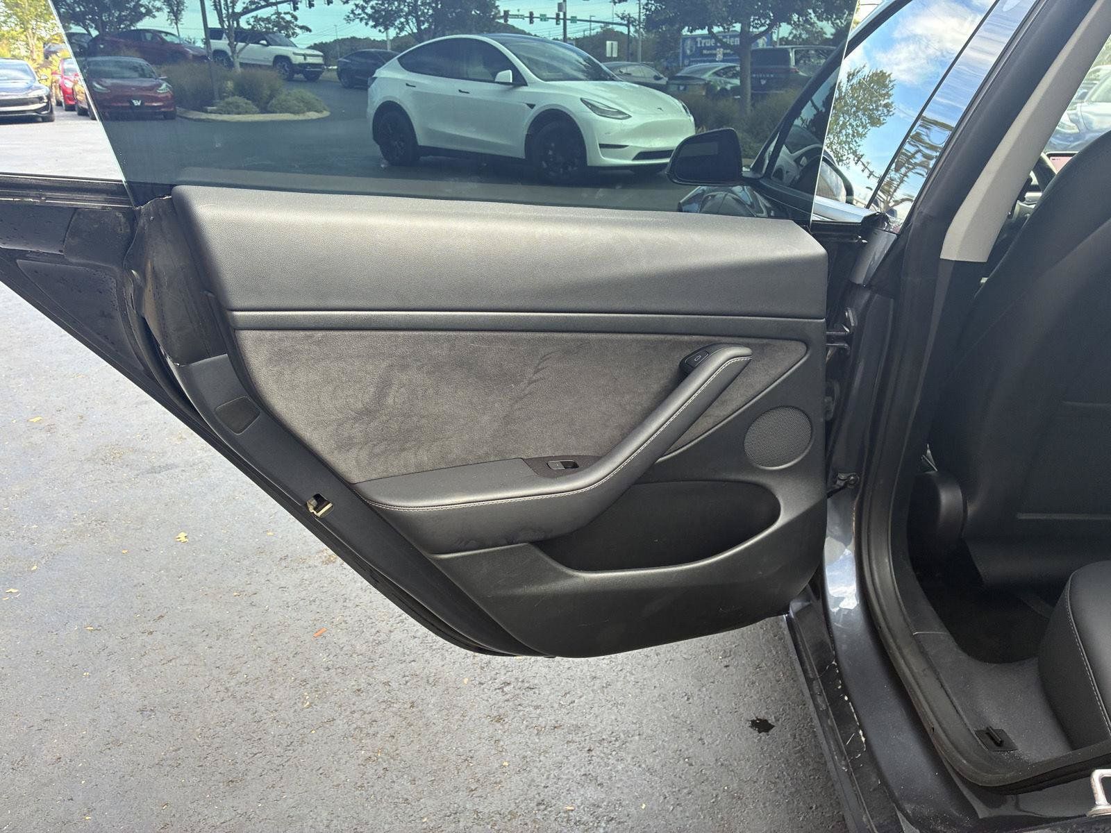 Used 2023 Tesla Model 3 Standard Range RWD image 15