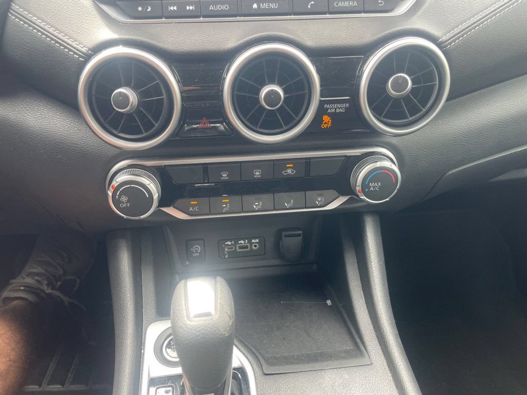 Used 2025 Nissan Sentra SV FWD image 18