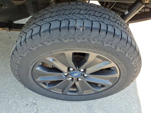 Used 2020 Ford F150 XLT w/ Equipment Group 302A Luxury AWD/4WD image 5