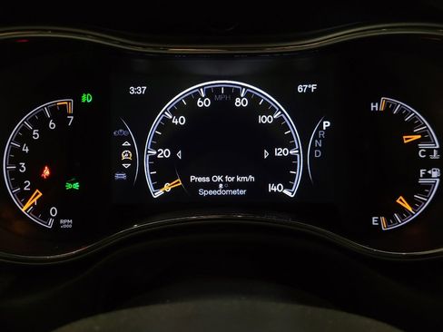Used 2021 Jeep Grand Cherokee Overland AWD/4WD image 23