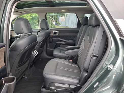 Used 2021 Kia Sorento SX Prestige AWD/4WD image 10