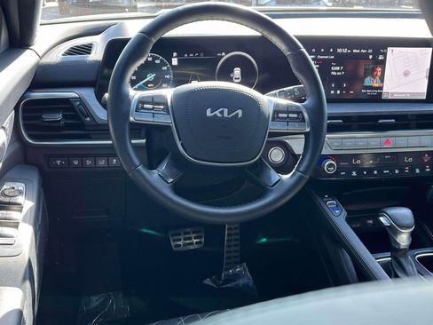 Used 2024 Kia Telluride SX Prestige X-Pro AWD/4WD image 2