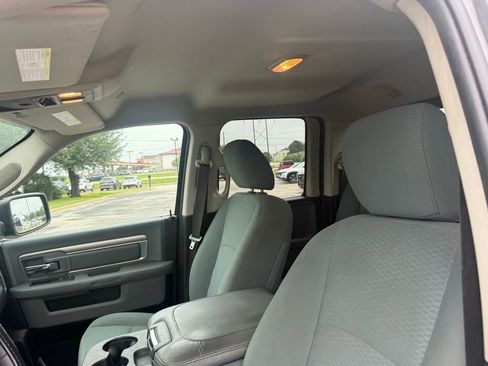 Used 2018 RAM 1500 Classic SLT RWD image 10