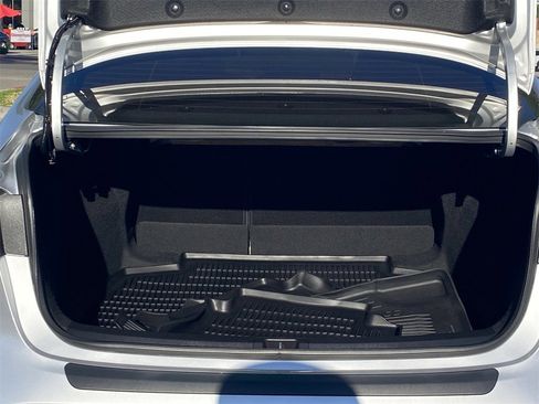 Certified 2025 Toyota Corolla SE image 17