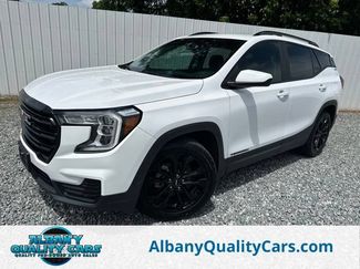 Used 2022 GMC Terrain SLE w/ Driver Convenience Package FWD video 1