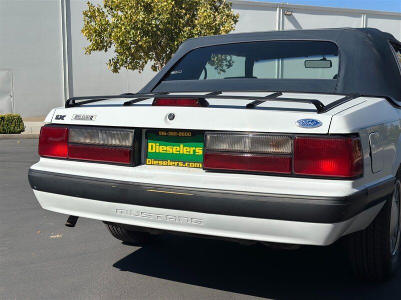 Used 1988 Ford Mustang LX RWD image 17