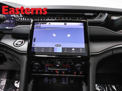 Used 2022 Jeep Grand Cherokee Limited 4xe AWD/4WD image 12
