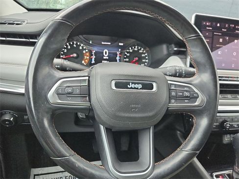 Used 2022 Jeep Compass Limited image 14