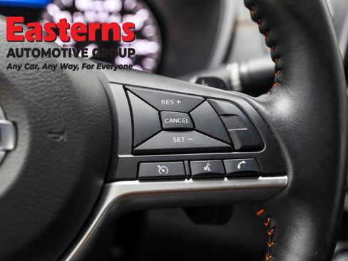 Used 2022 Nissan Altima 2.5 SR FWD image 16