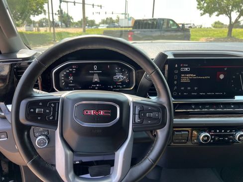 Used 2026 GMC Sierra 3500 SLE w/ SLE Value Package AWD/4WD image 23