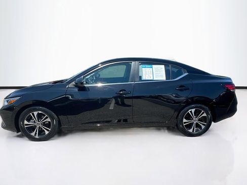 Used 2023 Nissan Sentra SV w/ All-Weather Package FWD image 4